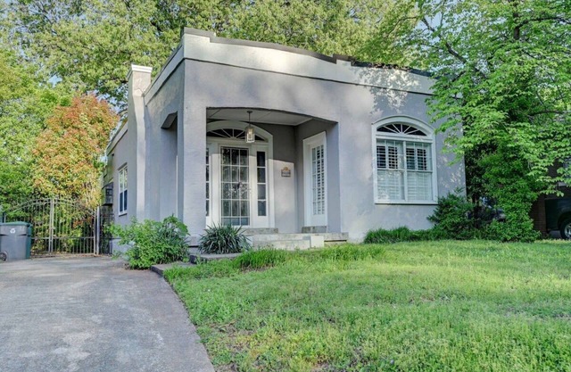 Evergreen Charm in Midtown Memphis