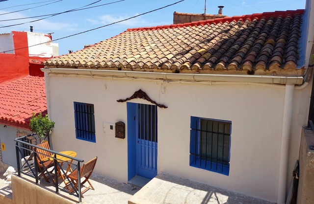 Exclusive and authentic Sleeping Beauty house with a medieval and romantic atmosphere!