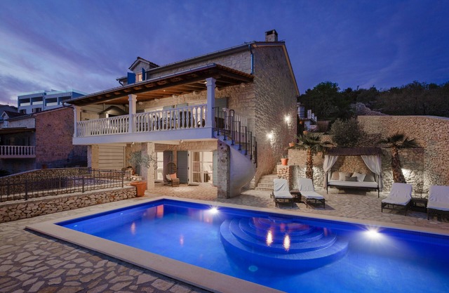 Exclusive and private Villa, seaside in Vinisce, 30 min from Split airport