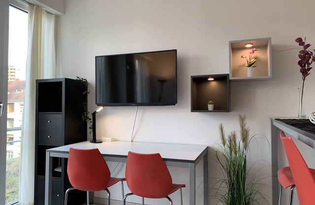 ☆ Exclusive feel-good oasis by Rabe - ✔Netflix ✔Gym ✔Parking