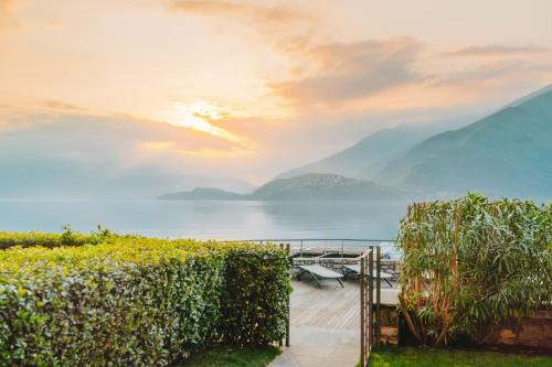Exclusive Garden Apartment with Lake View & Pool