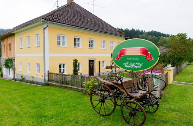 Exclusive house, complete restored, golf/skiing/hiking/cycling, centr. location