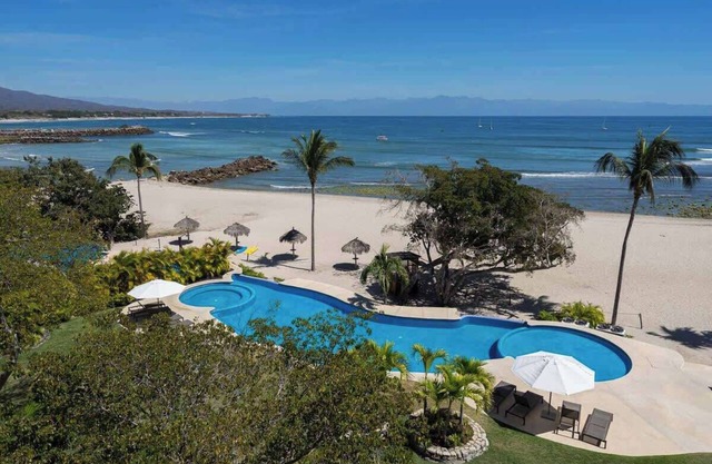 Exclusive Oceanfront Penthouse + Concierge+ Brk+Lunch service