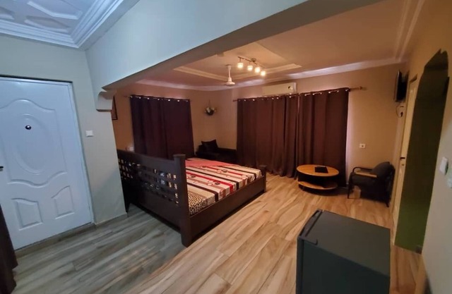 Executive Apartment with Steam Bath & Balcony