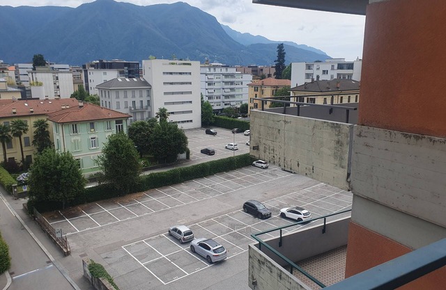 Executive Huge Flat in Central Lugano