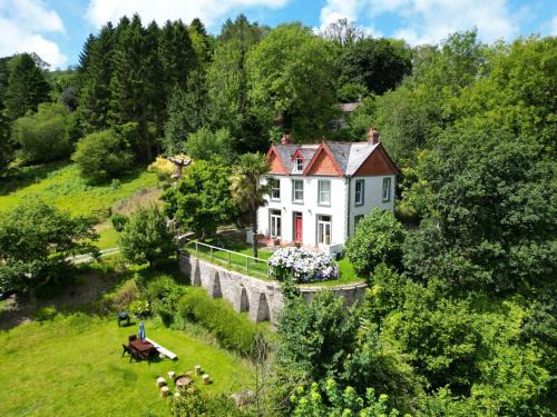 Exmoor at Your Door Walks Wine & WOW Views Here