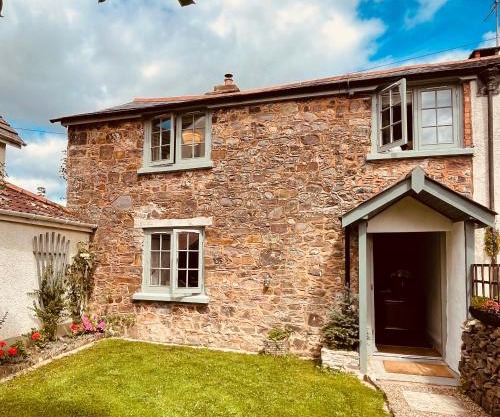 Exmoor, Devon - charming cottage , characterful and brimming with Hygge!