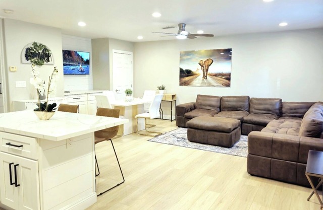 Exotic home 2bed 1 bath adams street
