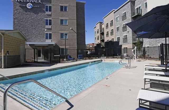 Experience Service Excellence in the Quaint Richardson District