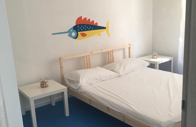 experience the sea in a natural paradise ideal for kitesurfing, windsurfing, cycling and children