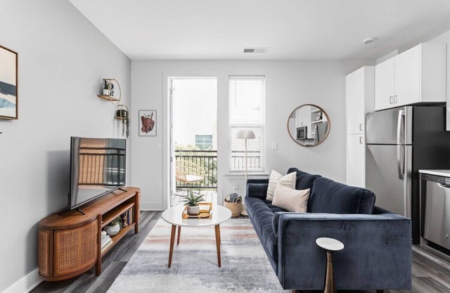 Explore Indy from an Urban CozySuites Oasis