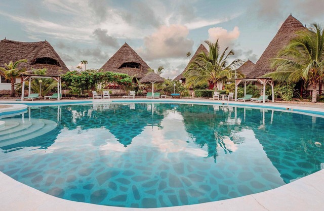 Exploreans Malaika Villas & Beach Club