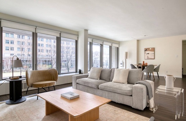 Exquisite Back Bay 2BR w/Gym & W/D, nr Copley Sq, by Blueground