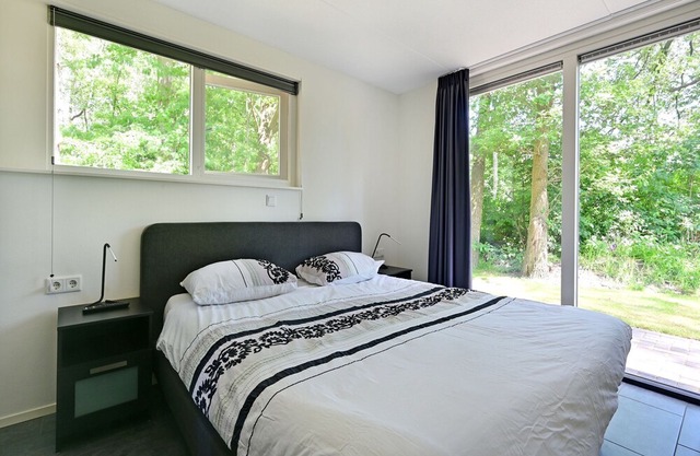 Exquisite Holiday Home in Reutum with Sauna