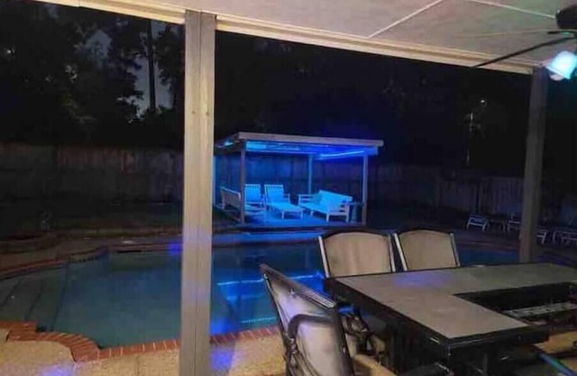 Exquisite Home w/Luxurious Pool & Gorgeous Gazebo
