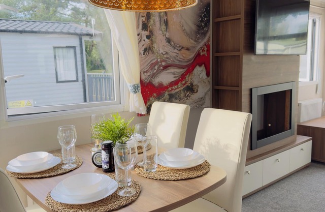 Fabulous 3 Bedroom Static Caravan at Billing Aquadrome