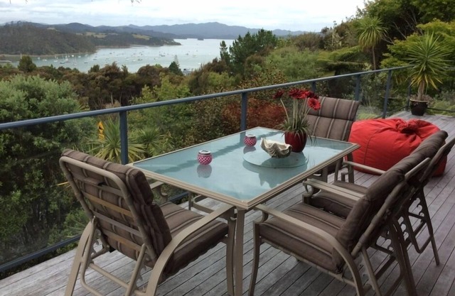 Fabulous comfortable 5 Bedroom home away from home