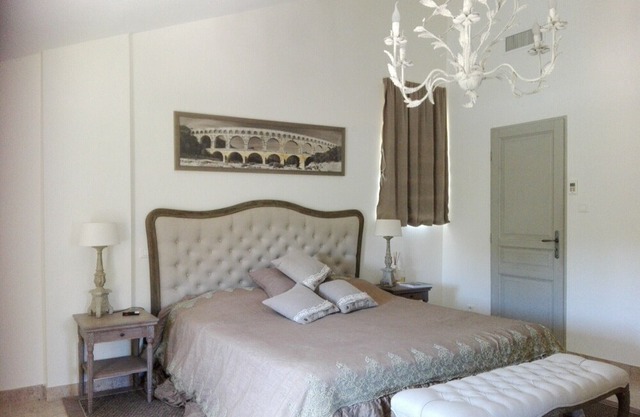 Fabulous Provencal Mas in Cairanne with big swimming-pool