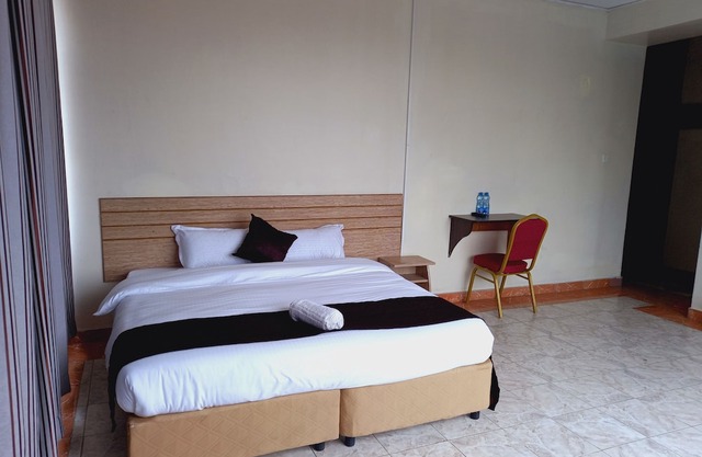 Fahari Triple Hotel