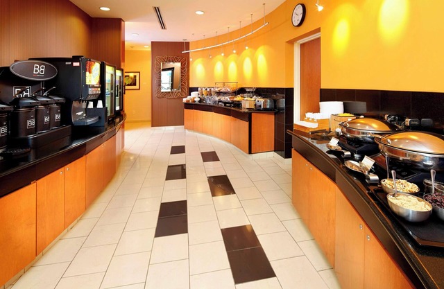 Fairfield Inn & Suites by Marriott Pittsburgh Neville Island