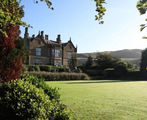 Falcon Manor Hotel