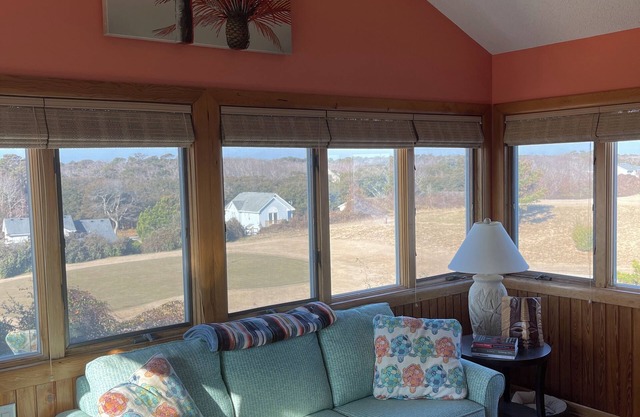 FALL SPECIAL: OWNER'S SUITE IN CHARMING KITTY HAWK WITH OUTSTANDING AMENITIES