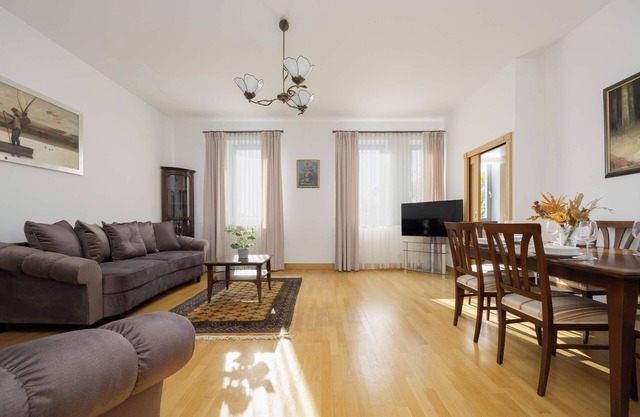 Family Apartment with Parking Mokotow Warsaw by Noclegi Renters