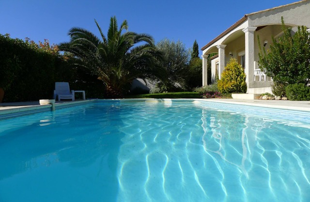 Family Villa with Private Pool, sleeping 8 with 4 bedrooms and 3 bathrooms