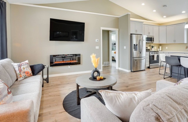 Family-Friendly Brookings Home: 3 Mi to Downtown!