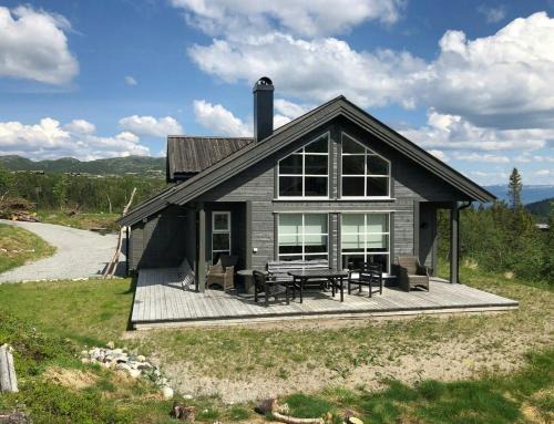 Family Friendly Mountain Cabin Near Oslo