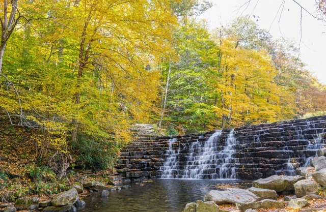 Family-Friendly Summer Getaway w/Pool Access, Hot Tub & Fire Pit 🏊‍♀️🛁🔥