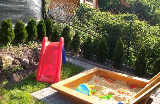 Family-Friendly Vacation Home 'Haus Sonneneck' with Mountain View & Wi-Fi