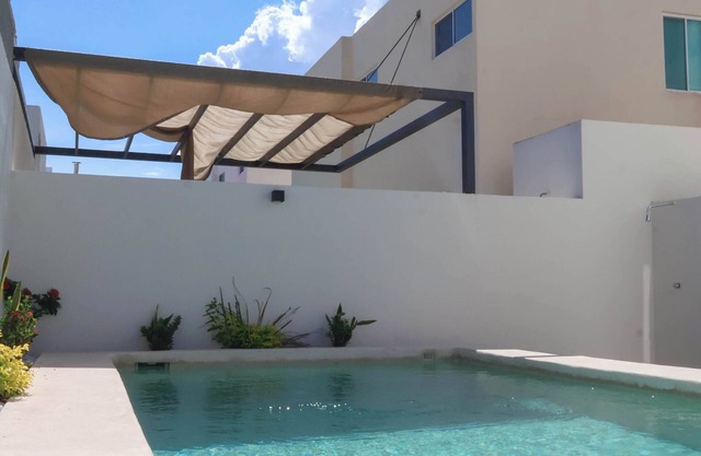Family Home Near the Beach in Velamar