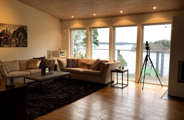 Family house with ocean view 30 min from Stockholm