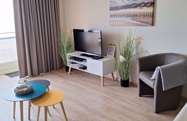 Family+pet friendly flat at the beach in Sint-Idesbald (Koksijde) with seaview