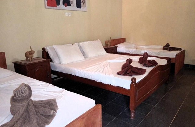 Family Room - Eagles Wing's GuestHouse