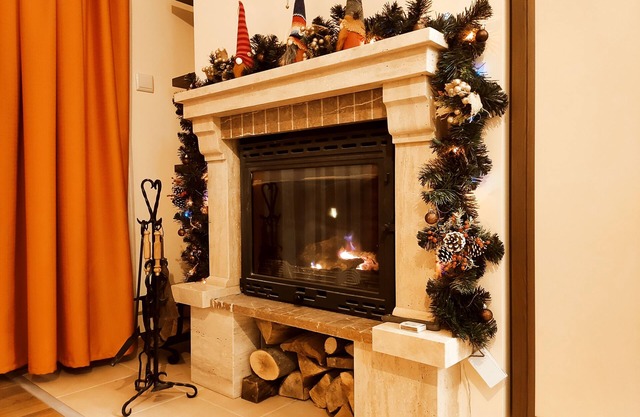 Family studio with own yard and fireplace near the ski resort Pamporovo
