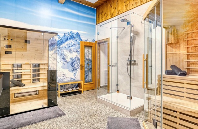 Fantastic apartment with sauna, ski bus nearby