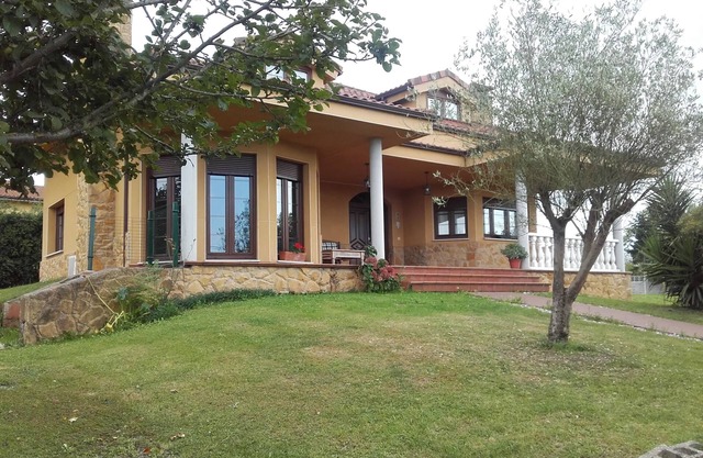 Fantastic villa of 200 m2 in Siero (Asturias)