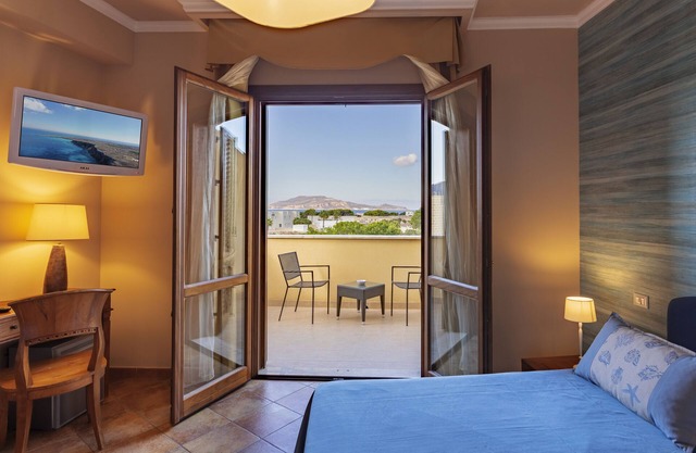 FAVIGNANA HOTEL Concept Holiday