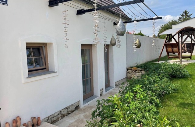 Ferienhaus, Dusche, WC, Neuwertig, Neben Presshaus - Presshaus Schützen