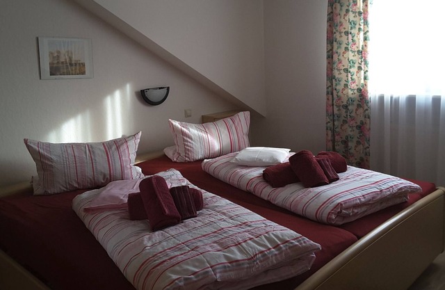 Ferienwohnung 3 mit 75 qm, 2 Schlafzimmer für maximal 4 Personen