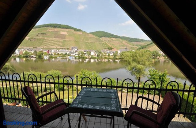Ferienwohnung am Moselufer