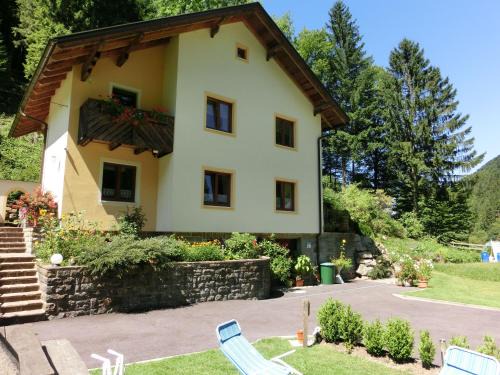 Ferienwohnung Felsenblick In Loich