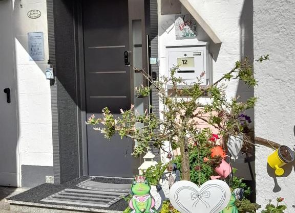 Ferienwohnung mit kleinem Garten