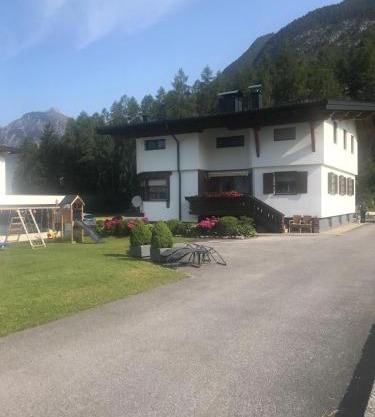Ferienwohnungen Schleich