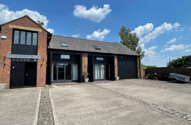 Fernside Barn - Studio Apartment