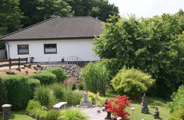 Fewo Jahn Waldeck/Edersee Modern furnished 60 sqm vacation apartment on the outskirts of the village