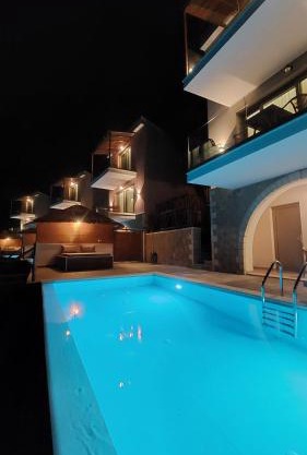 Filoxenia Olive Garden luxury villas and suites