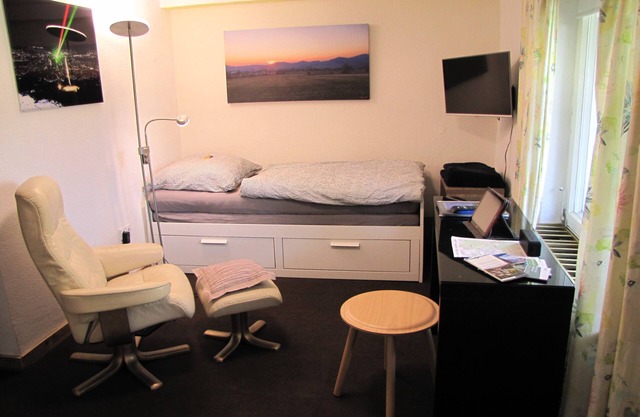 Fine - Quiet - Convenient: Apartment "Hugo37" at the Bergpark